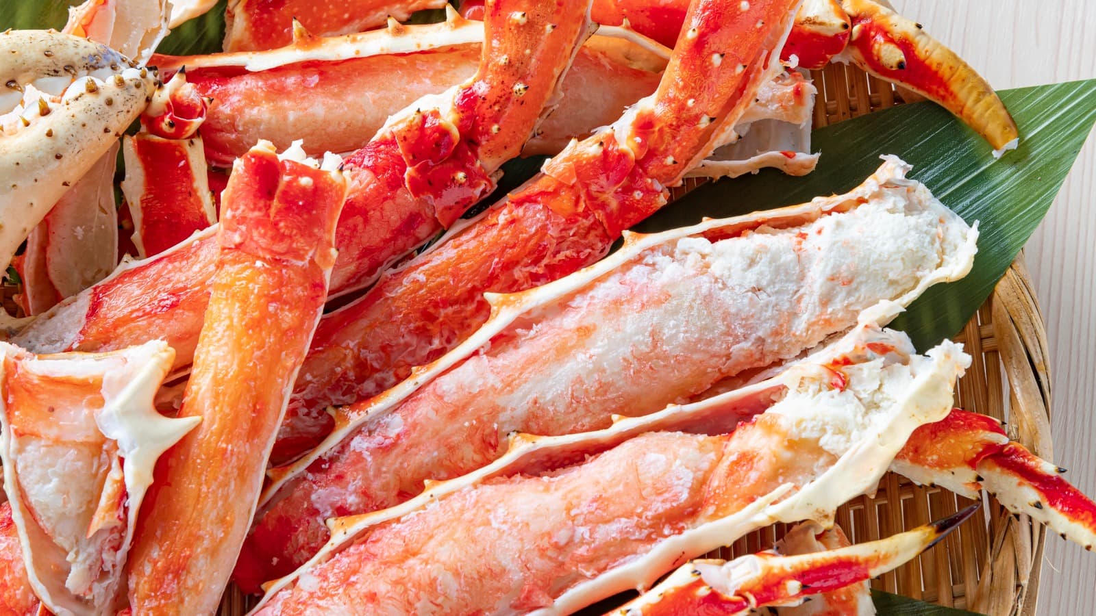 Norwegian king crab wholesale supplier with cold-chain logistics and export expertise