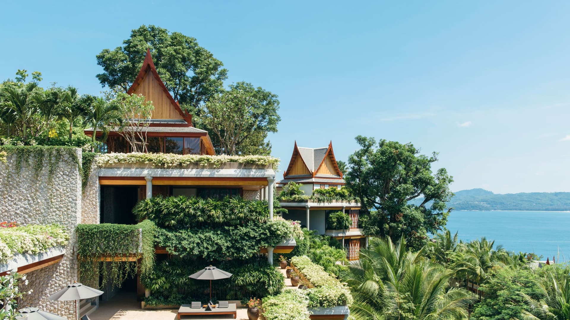 Luxury Hotels in Phuket Offering World-Class Comfort and Views